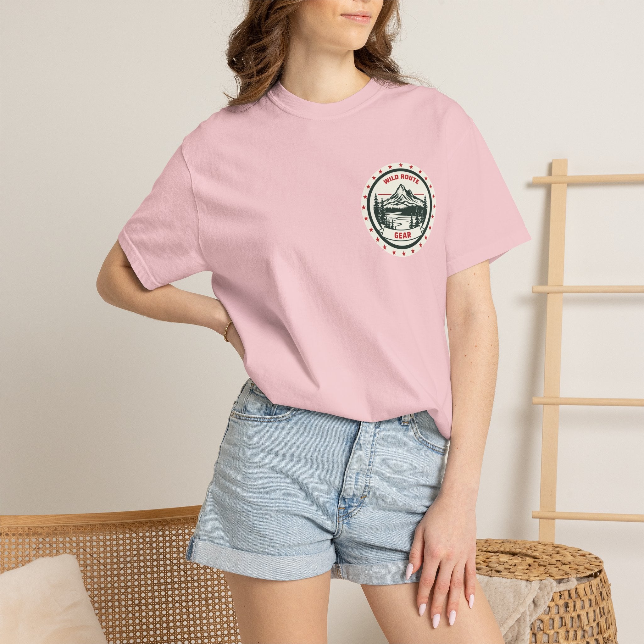 T-Shirt - Mountain Cabin Retro Badge Tee (Est. 1985)