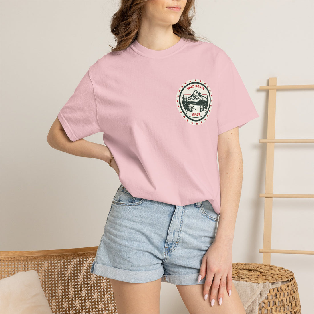 T-Shirt - Mountain Cabin Retro Badge Tee (Est. 1985)