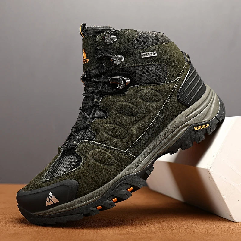 High-Top Men Hiking Boot