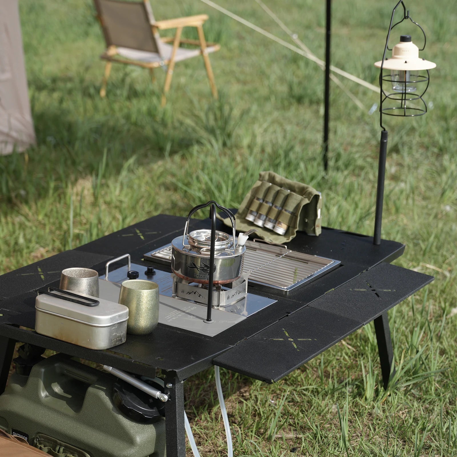PAKICETUS Lightweight Folding Camping Table